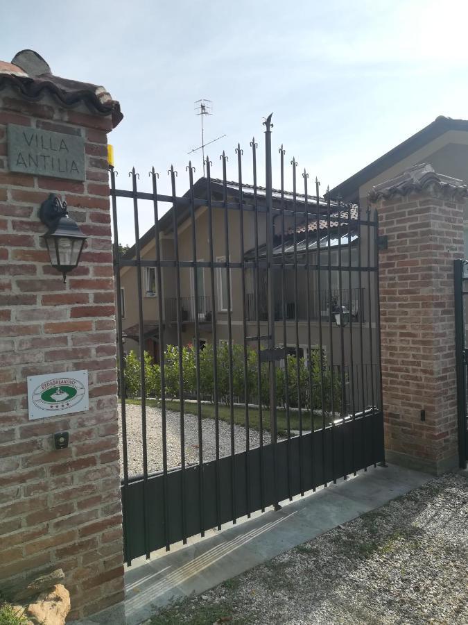 B&B Villa Antilia Busca Kültér fotó